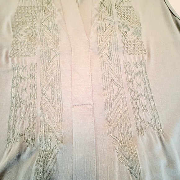 Cable & Gauge Tan Sleeveless Blouse with Mandarin Collar Size XL - Picture 4 of 8